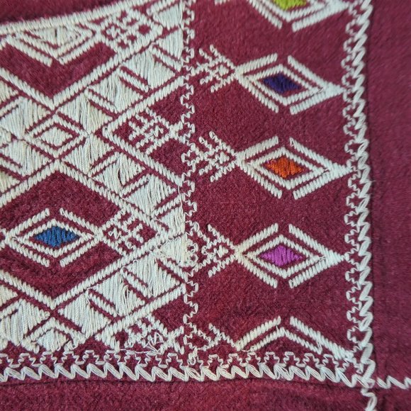 Madewell Top Embroidered Tee  Red Linen Blend Diamonds Side Vents Short Sleeve - Picture 5 of 7